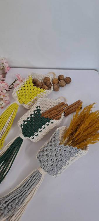 آویز مکرومه