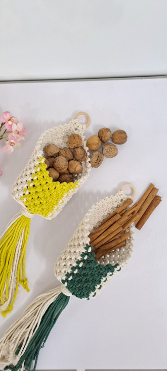 آویز مکرومه بافی