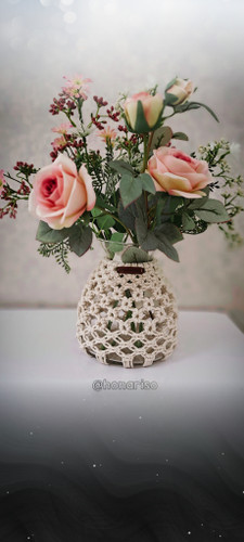 گلدان مکرومه